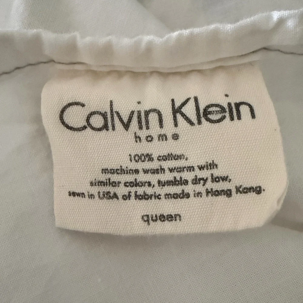 Calvin Klein Queen Bedskirt Dust Ruffle Shantung Amethyst Coordinates w/ Anemone